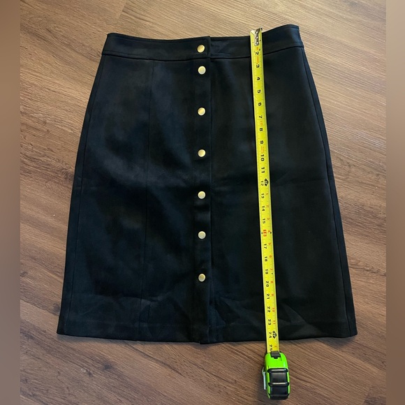 NWT LOFT Black Velvety Mid-Length Pencil Skirt with Gold Buttons - Picture 5 of 5